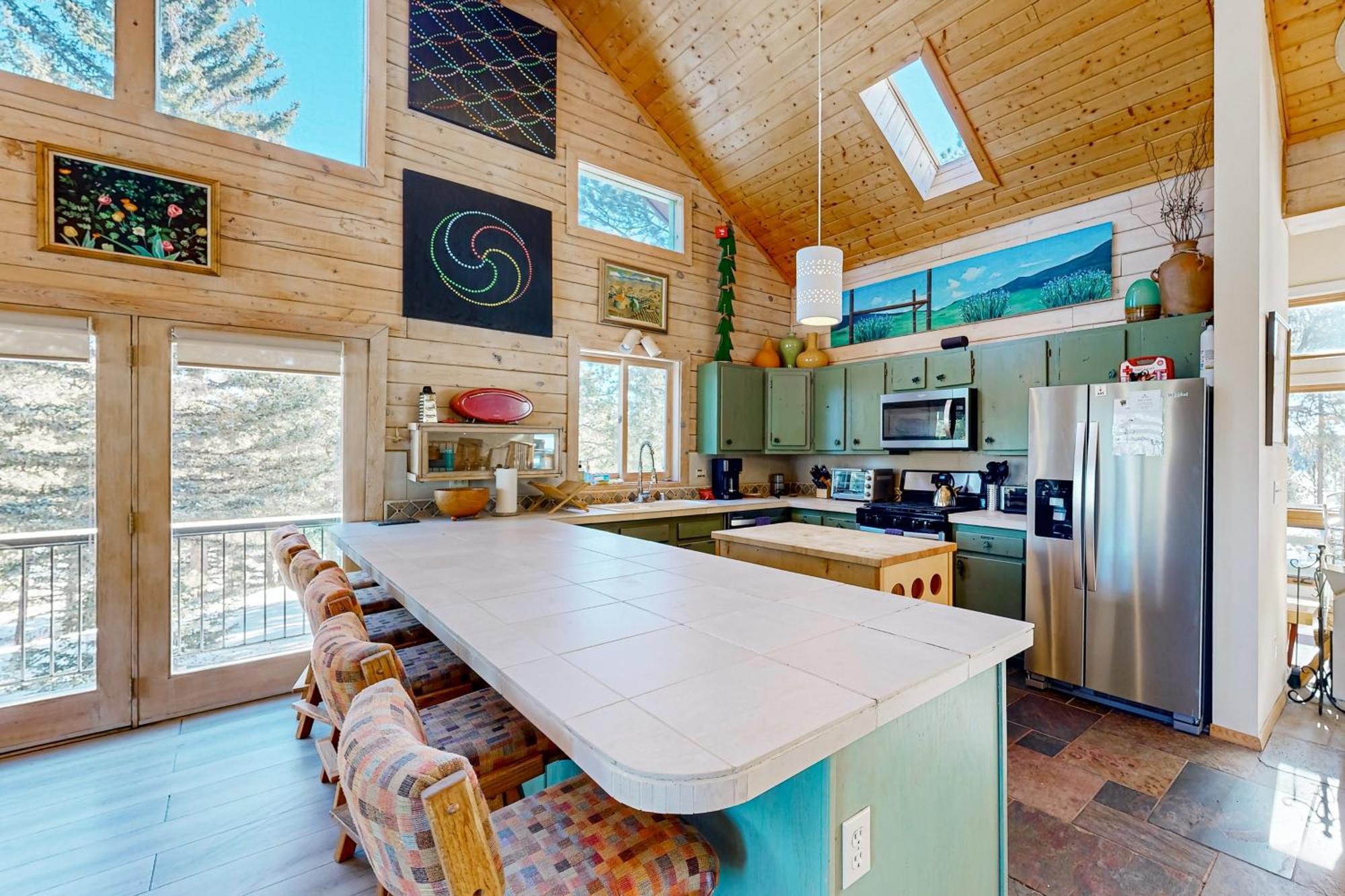 Sunny Mountain Delight Villa Ейнджъл Файър Екстериор снимка