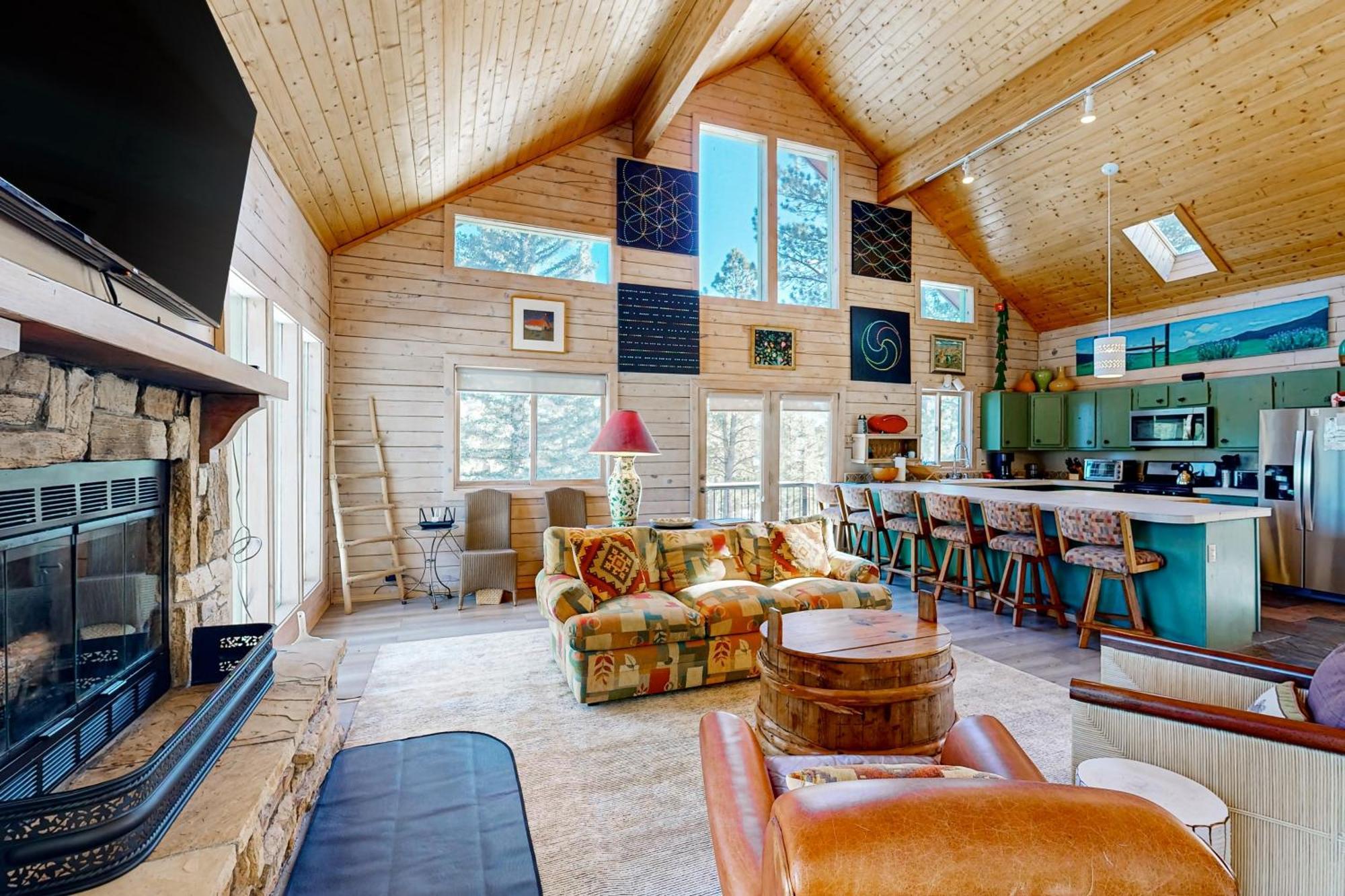 Sunny Mountain Delight Villa Ейнджъл Файър Екстериор снимка